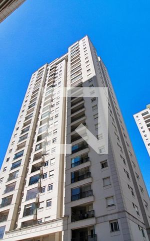 Apartamento para alugar com 70m², 3 quartos e 1 vaga Apartamento para alugar com 70m², 3 quartos e 1 vagaFachada