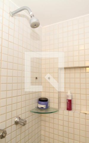 Apartamento à venda com 202m², 4 quartos e 2 vagasBanheiro
