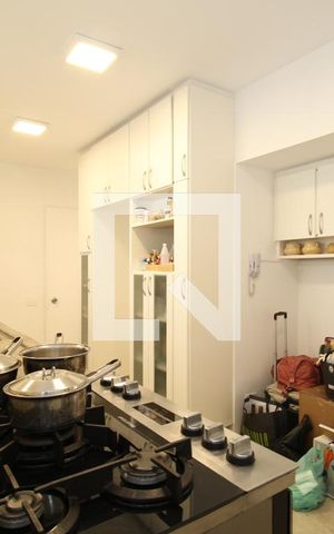 Apartamento à venda com 202m², 4 quartos e 2 vagasCozinha