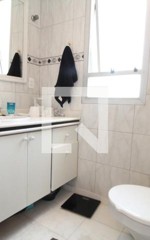 Apartamento à venda com 202m², 4 quartos e 2 vagasBanheiro