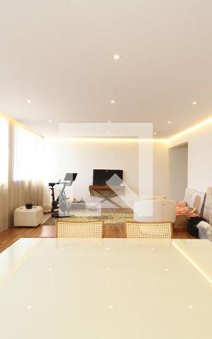 Apartamento à venda com 202m², 4 quartos e 2 vagasSala
