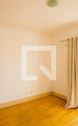 Casa à venda com 238m², 3 quartos e 5 vagas Casa à venda com 238m², 3 quartos e 5 vagasQuarto 3 - Suíte