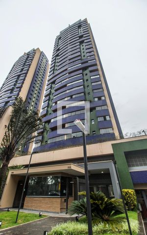Apartamento para alugar com 158m², 4 quartos e 2 vagasVista da Rua
