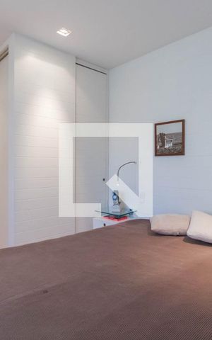 Apartamento à venda com 250m², 4 quartos e 5 vagas Apartamento à venda com 250m², 4 quartos e 5 vagasQuarto