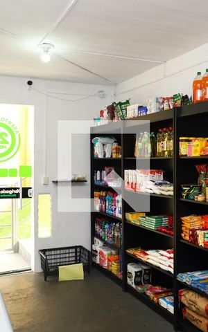 Apartamento à venda com 49m², 2 quartos e sem vagaÁrea comum
