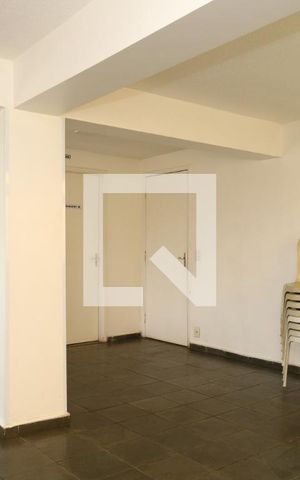 Apartamento à venda com 49m², 2 quartos e sem vagaÁrea comum