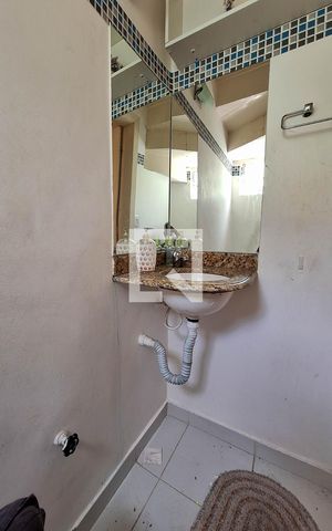 Casa de condomínio à venda com 118m², 3 quartos e 2 vagasLavabo