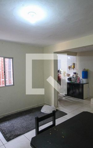 Casa à venda com 200m², 3 quartos e 2 vagas Casa à venda com 200m², 3 quartos e 2 vagasSala casa 02
