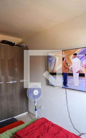 Casa à venda com 200m², 3 quartos e 2 vagas Casa à venda com 200m², 3 quartos e 2 vagasQuarto