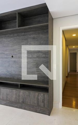 Apartamento à venda com 215m², 4 quartos e 2 vagas Apartamento à venda com 215m², 4 quartos e 2 vagasSala