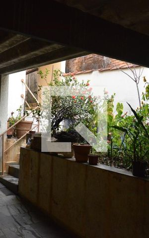 Casa à venda com 200m², 2 quartos e 3 vagasGaragem