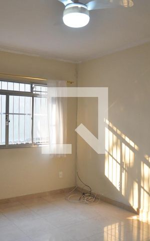 Casa à venda com 200m², 2 quartos e 3 vagasSala