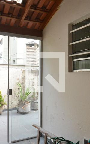 Casa à venda com 200m², 2 quartos e 3 vagasQuintal