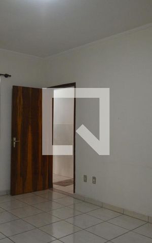 Casa à venda com 200m², 2 quartos e 3 vagasQuarto 1