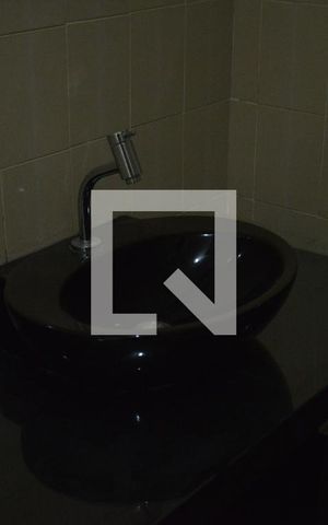 Casa à venda com 200m², 2 quartos e 3 vagasBanheiro da Suíte