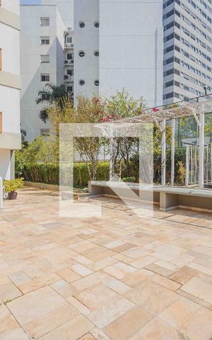 Apartamento à venda com 123m², 2 quartos e 1 vagaÁrea comum
