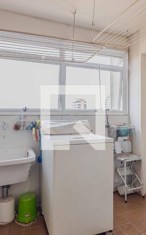 Apartamento à venda com 123m², 2 quartos e 1 vagaÁrea de Serviço