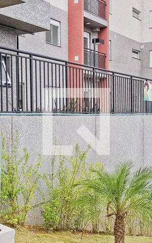 Studio para alugar com 33m², 1 quarto e sem vaga Studio para alugar com 33m², 1 quarto e sem vagaFachada