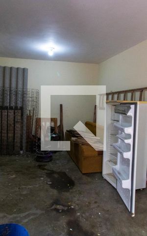 Casa à venda com 262m², 5 quartos e 4 vagas Casa à venda com 262m², 5 quartos e 4 vagasGaragem