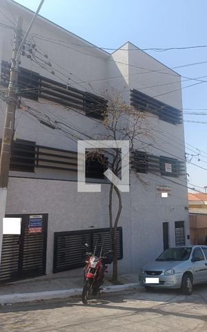 Apartamento à venda com 44m², 1 quarto e sem vaga Apartamento à venda com 44m², 1 quarto e sem vagaFachada