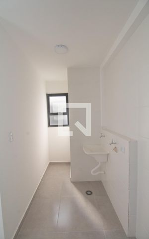 Apartamento à venda com 36m², 2 quartos e sem vaga Apartamento à venda com 36m², 2 quartos e sem vagaÁrea de Serviço