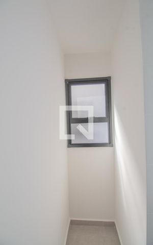 Apartamento à venda com 36m², 2 quartos e sem vaga Apartamento à venda com 36m², 2 quartos e sem vagaÁrea de Serviço