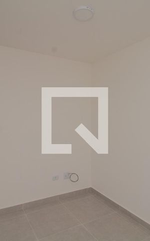 Apartamento à venda com 36m², 2 quartos e sem vaga Apartamento à venda com 36m², 2 quartos e sem vagaSala