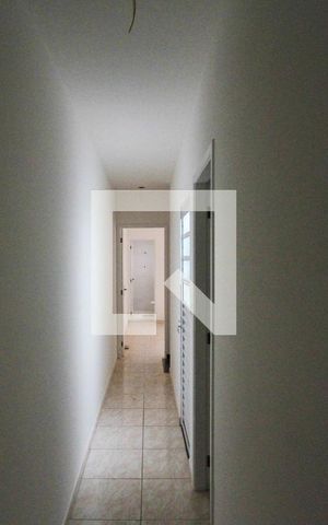 Casa à venda com 120m², 3 quartos e 2 vagasCorredor