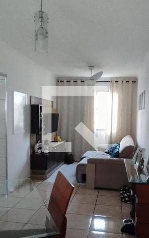 Apartamento à venda com 51m², 2 quartos e 1 vaga Apartamento à venda com 51m², 2 quartos e 1 vagaSala