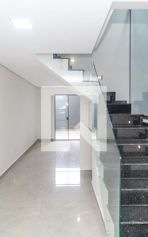 Casa para alugar com 137m², 3 quartos e 3 vagasSala