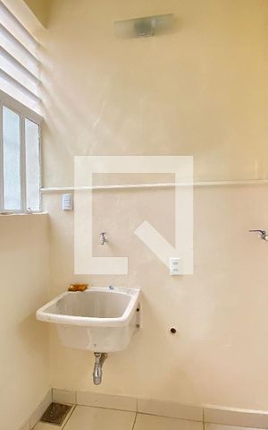 Casa para alugar com 85m², 2 quartos e sem vaga Casa para alugar com 85m², 2 quartos e sem vagaÁrea de Serviço