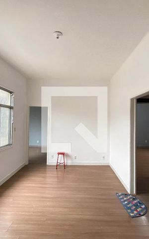 Casa para alugar com 85m², 2 quartos e sem vaga Casa para alugar com 85m², 2 quartos e sem vagaSala