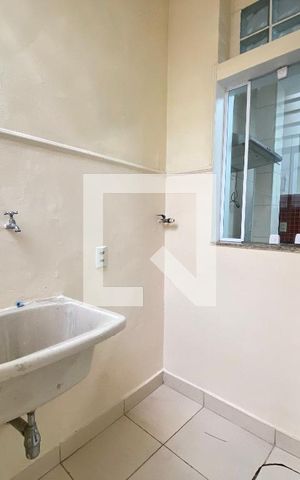 Casa para alugar com 85m², 2 quartos e sem vaga Casa para alugar com 85m², 2 quartos e sem vagaÁrea de Serviço