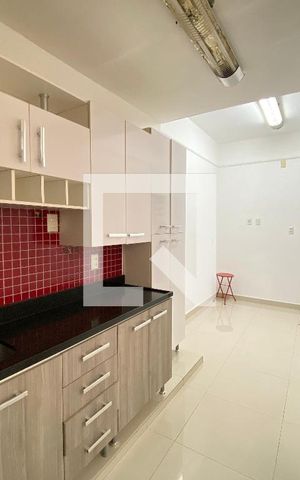 Casa para alugar com 85m², 2 quartos e sem vaga Casa para alugar com 85m², 2 quartos e sem vagaCozinha