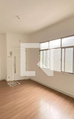 Casa para alugar com 85m², 2 quartos e sem vaga Casa para alugar com 85m², 2 quartos e sem vagaSala