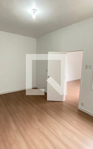Casa para alugar com 85m², 2 quartos e sem vaga Casa para alugar com 85m², 2 quartos e sem vagaQuarto 1