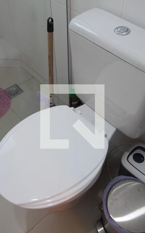 Apartamento à venda com 80m², 3 quartos e 2 vagasBanheiro da Suite