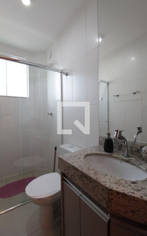 Apartamento à venda com 80m², 3 quartos e 2 vagasBanheiro da Suite