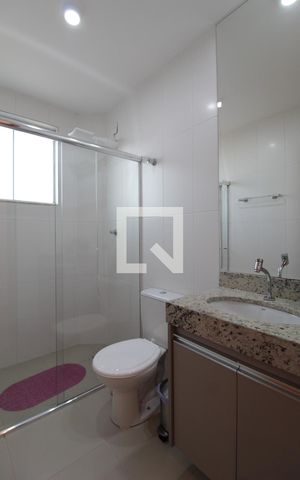 Apartamento à venda com 80m², 3 quartos e 2 vagasBanheiro Social