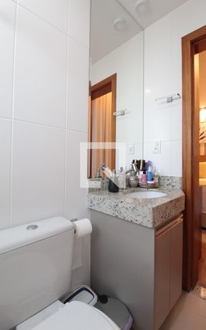 Apartamento à venda com 80m², 3 quartos e 2 vagasBanheiro da Suite