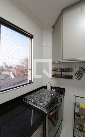 Apartamento à venda com 80m², 3 quartos e 2 vagasCozinha