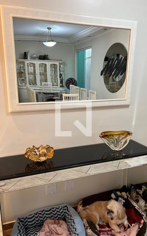 Casa à venda com 240m², 3 quartos e 4 vagas Casa à venda com 240m², 3 quartos e 4 vagasSala