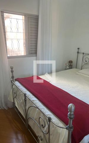 Casa à venda com 240m², 3 quartos e 4 vagas Casa à venda com 240m², 3 quartos e 4 vagasQuarto