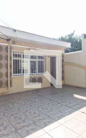 Casa à venda com 300m², 5 quartos e 6 vagas Casa à venda com 300m², 5 quartos e 6 vagasGaragem