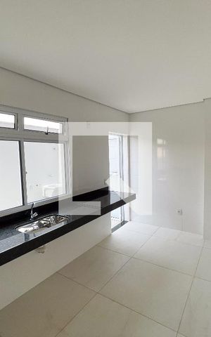 Apartamento à venda com 135m², 3 quartos e 1 vaga Apartamento à venda com 135m², 3 quartos e 1 vagaCozinha
