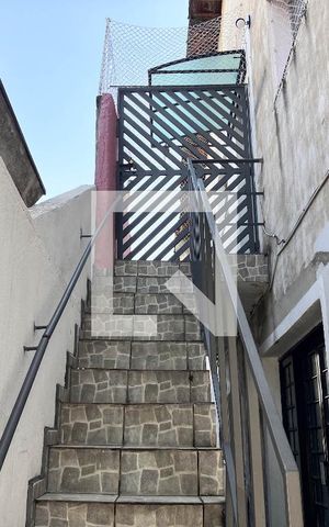 Casa para alugar com 60m², 3 quartos e 1 vaga Casa para alugar com 60m², 3 quartos e 1 vagaEntrada