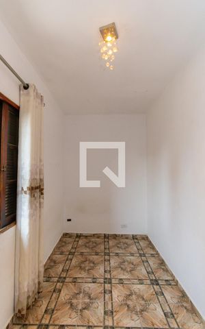Casa para alugar com 60m², 3 quartos e 1 vaga Casa para alugar com 60m², 3 quartos e 1 vagaQuarto 3