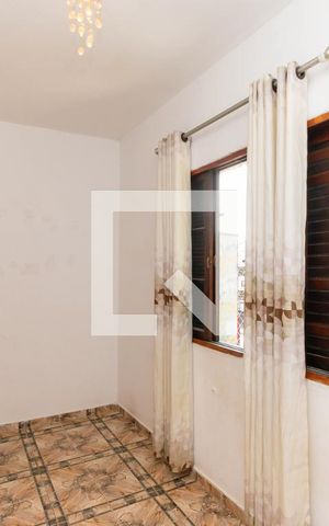 Casa para alugar com 60m², 3 quartos e 1 vaga Casa para alugar com 60m², 3 quartos e 1 vagaQuarto 3