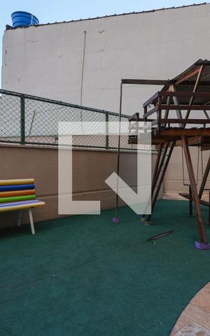 Apartamento à venda com 82m², 3 quartos e 2 vagas Apartamento à venda com 82m², 3 quartos e 2 vagasÁrea comum - Playground