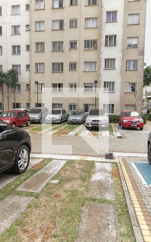 Apartamento à venda com 41m², 2 quartos e sem vaga Apartamento à venda com 41m², 2 quartos e sem vagaVista do Quarto 2